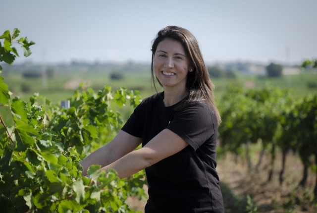 Le splendide e tenaci donne del vino su Enovely! 