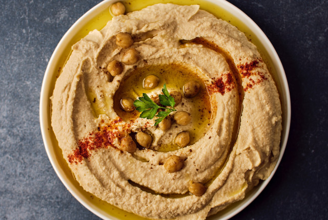 I vini perfetti da abbinare in aperitivo ad un gustoso Hummus! 